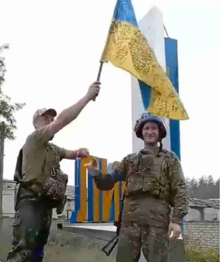 the ukrainian army reached lyman and surrounded thousands of russian soldiers
