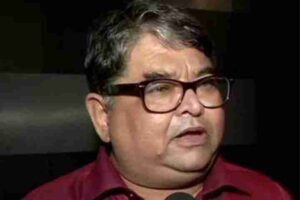 savarkar grandson ranjit savarkar filed a case against rahul gandhi