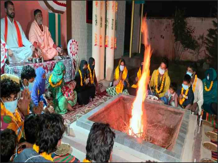 80 people who converted to islam become hindu again