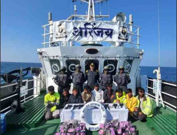 pakistani boat with 10 crew in indian waters carrying arms