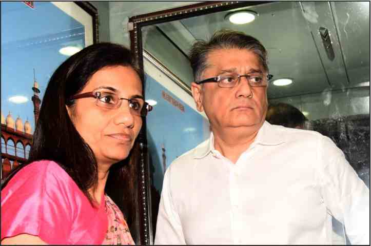 icici bank ceo md chanda kochhar and her husband were sent to cbi remand for 3 days by the special court