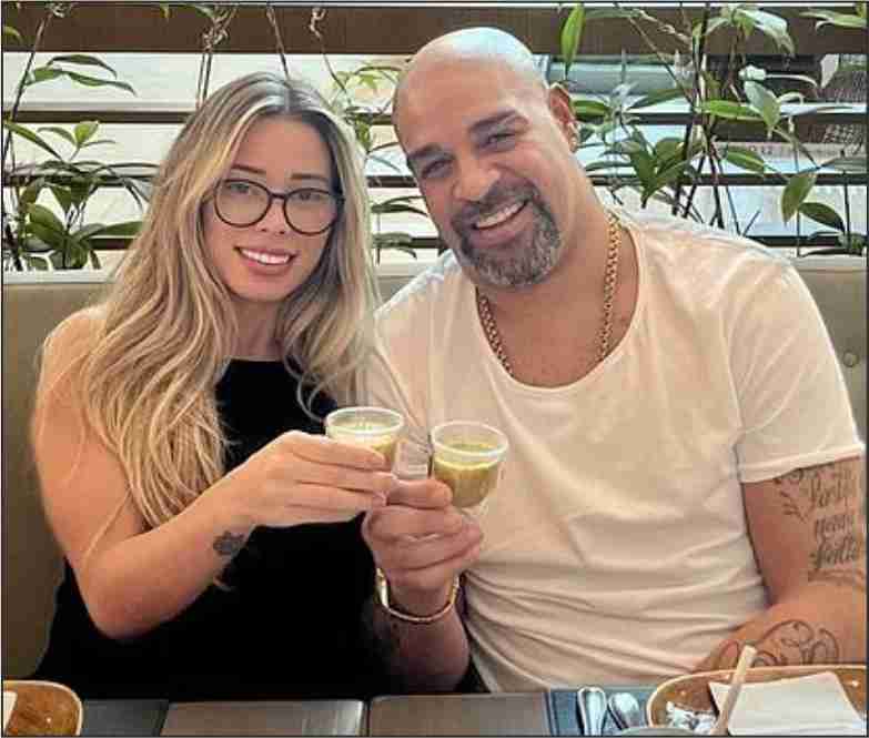 the former brazilian soccer star divorce his wife because of the world cup matches