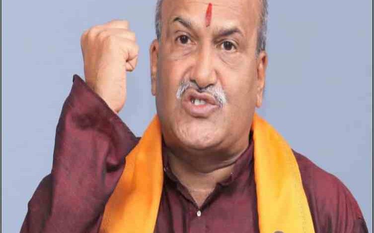 controversial statement of shri ram sena chief pramod muthalik