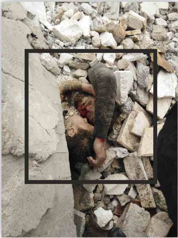 a heartbreaking scene of father and son praying before death due to an earthquake