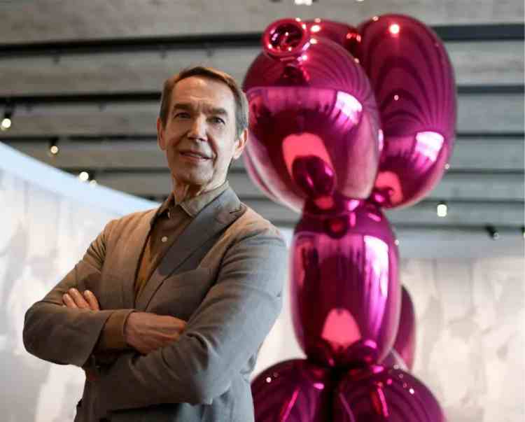 jeff koons balloon dog