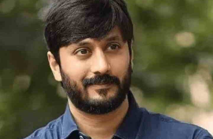 kannada actors arrested for controversial tweets about hinduism