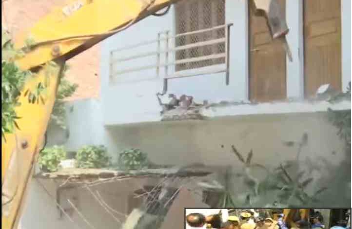prayagraj umesh pal murder up authorities bulldoze house of close aid of atiq ahmed