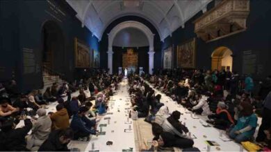 an open iftar was organized for hundreds of people at londons victoria museum