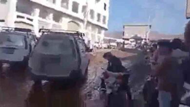 as the tanker overturned the road was filled with a honey like substance on the highway of ib governorate of yemen