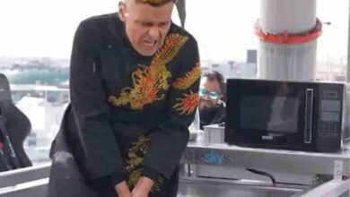 during the tv show the snake bit the host