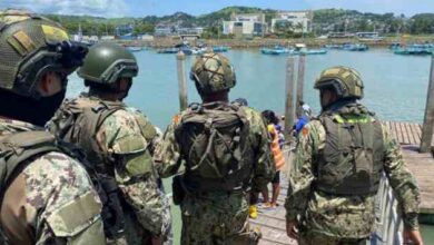 armed attack ecuador port 9 dead
