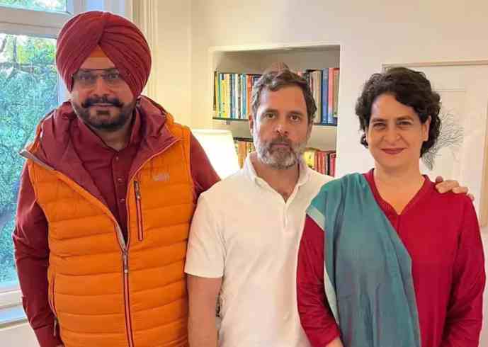 priyanka navjot singh sidhu meeting with rahul said we will not back down even an inch