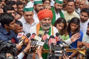 accepting the advice of the farmer leader tikait the medals and medals of the wrestlers avoid drowning in the river