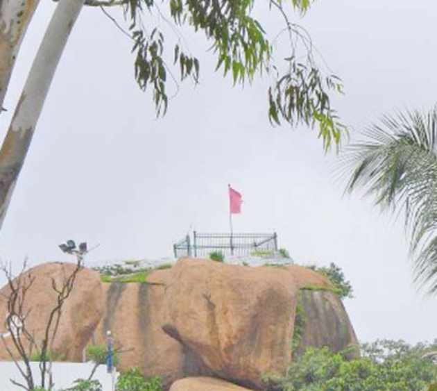 hyderabad the panja of panjagutta remained but 12646 square yards of very valuable land is missing