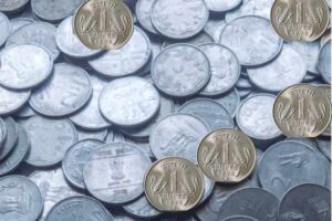 jaipur court allowed the husband to pay the maintenance dues to the wife in rs 1 and 2 coins