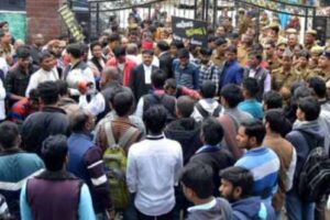 uproar after death of students in allahabad university, tension with violent protest