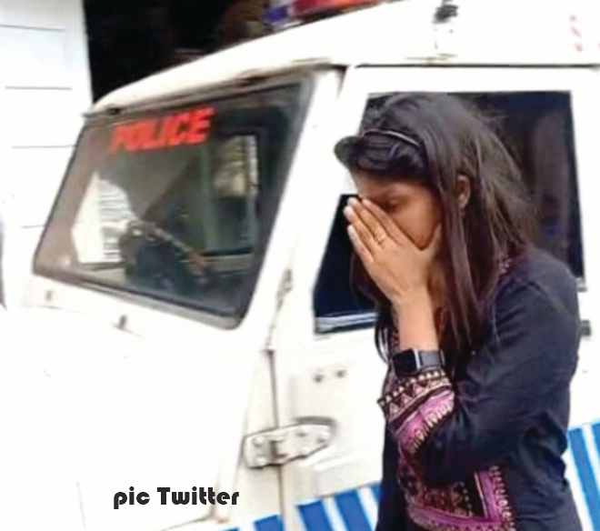 a bangladeshi girl crossed the border to meet her lover and reached india