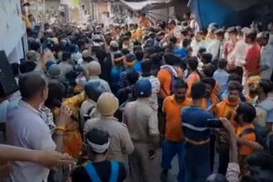 controversy stone pelting after kanoori dj playing outside mosque in bareilly