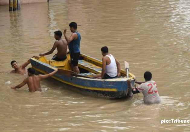 major accident in delhi flood 3 children drowned in the deep rain water accumulated in the ground