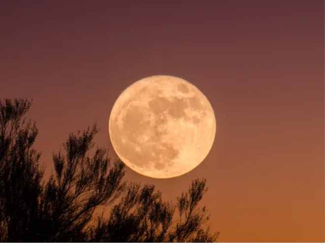 super moon