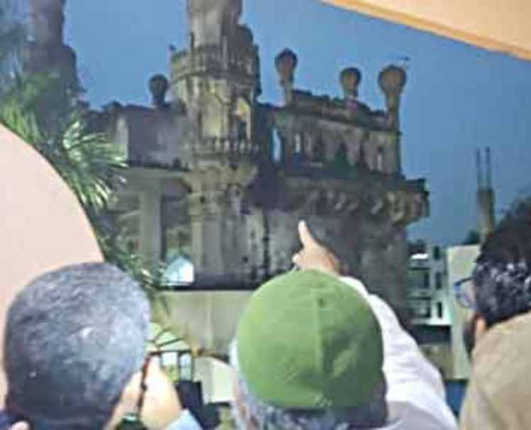 the minaret of the 400 year old qutb shahi mosque was damaged by lightning in the langar reservoir