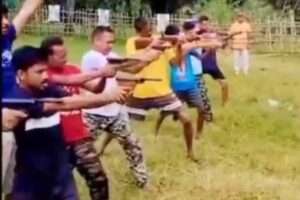 rashtriya bajrang dal gives firearms training