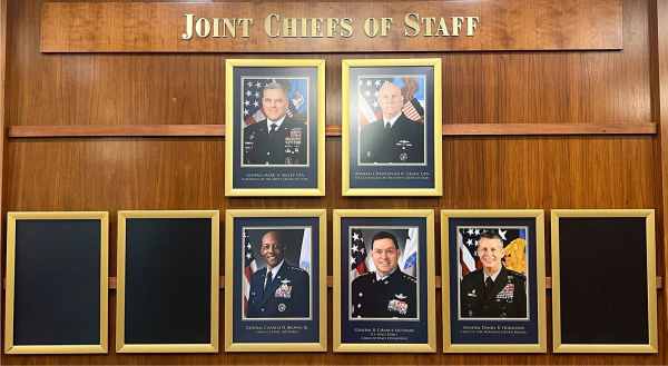 for the first time in history 3 major us military branches are without leadership