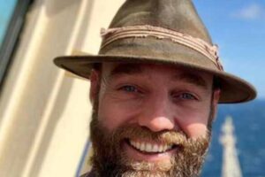 thor pedersen who traveled all over the world without air travel reached his home