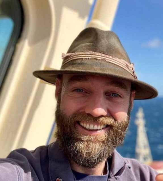 thor pedersen who traveled all over the world without air travel reached his home