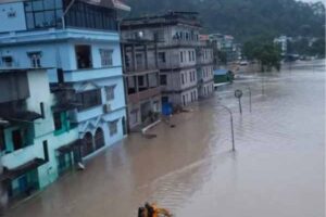 five people died and 23 army personnel missing due to cloudburst in teesta river in sikkim