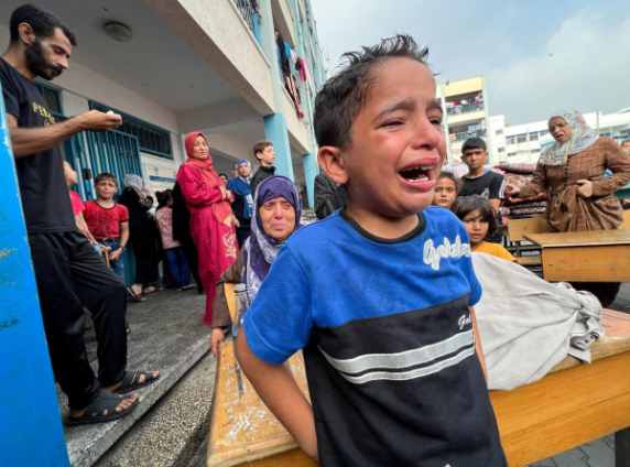 the bodies of 27 palestinian martyrs from the israeli bombardment near the school were discovered