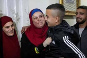 ceasefire deal hamas releases 17 hostages 39 more palestinians freed from israeli prisons