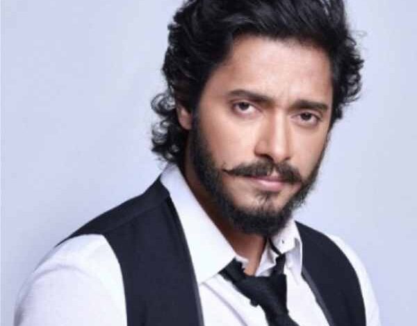 actor shreyas talpade heart attack