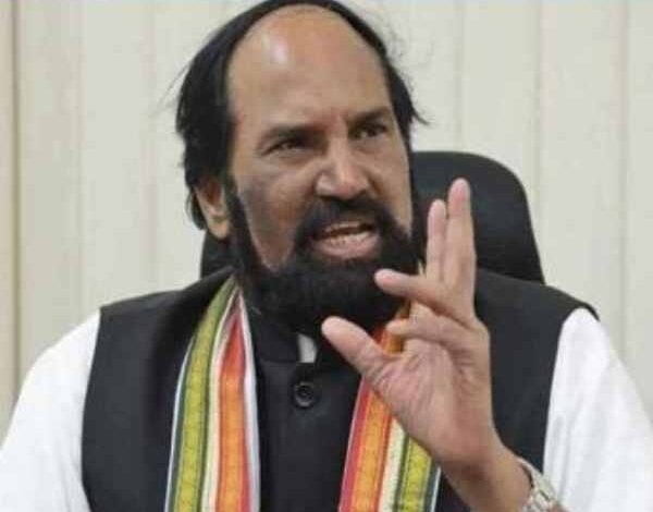 civil supplies minister uttam kumar reddy
