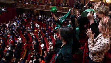 france became the first country in the world to enshrine abortion rights in its constitution