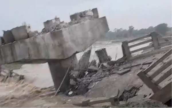 bridge collapses in bihar