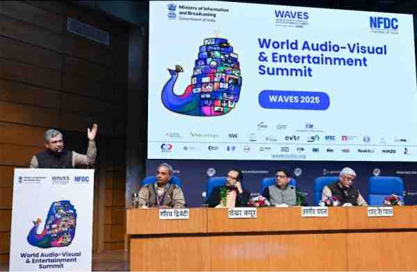 awards announced for creative video makers on social media