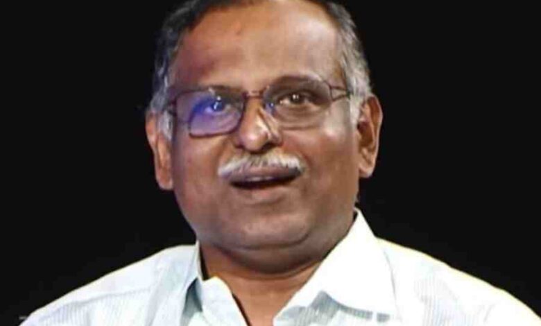 isro chief dr v narayanan