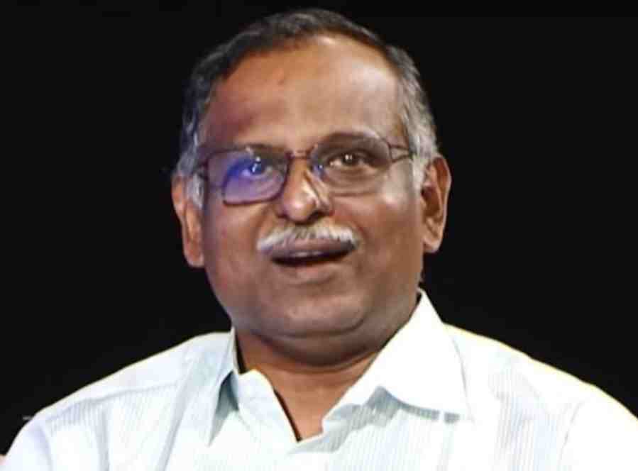 isro chief dr v narayanan