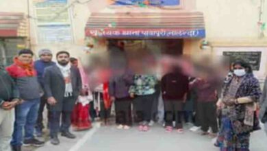 bihar news nalanda 33 girls rescued from orchestra