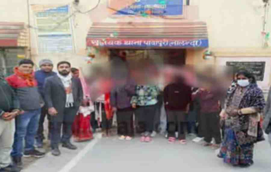 bihar news nalanda 33 girls rescued from orchestra