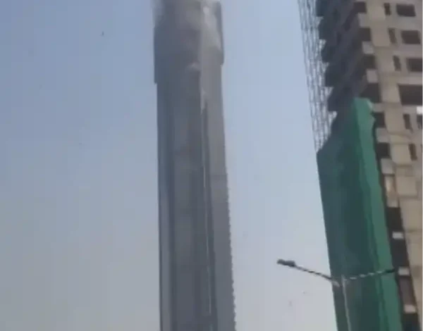 fire breaks out on 42nd floor in mumbai byculla area