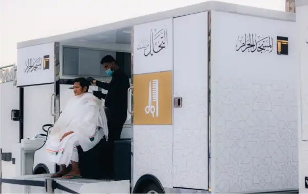 safe and healthy haircut service in masjid al haram for pilgrims