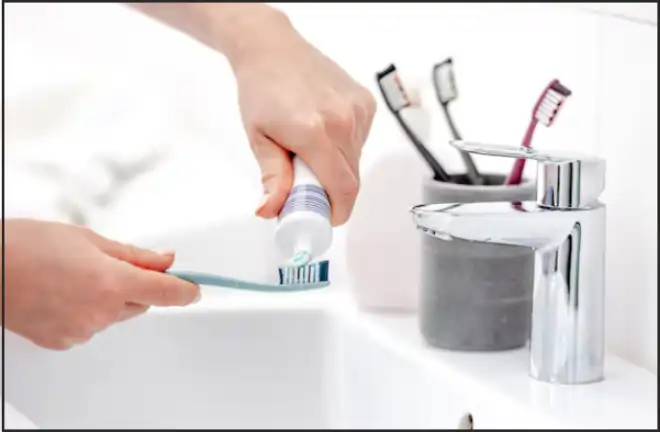 toothbrush mistakes cleaning tips