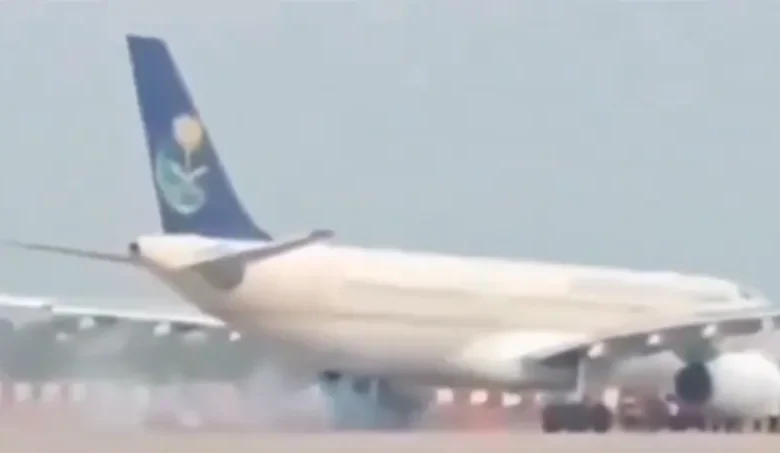 hajj flight lucknow fire