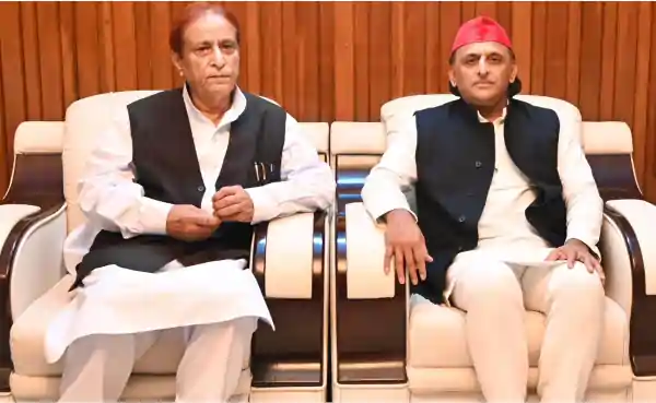 akhilesh yadav azam khan meeting