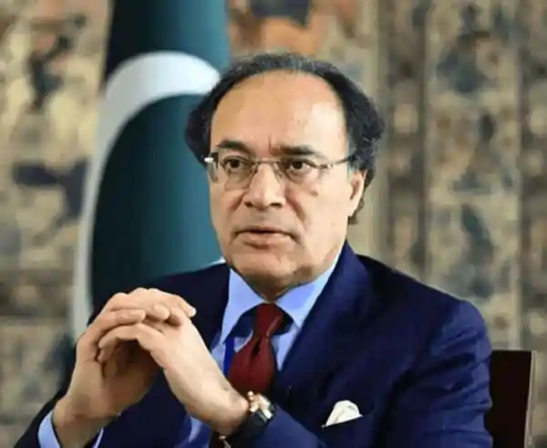 pakistan finance minister muhammad aurangzeb