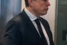 elon musk iphone 17 pro max