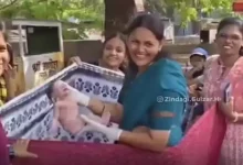 pune road delivery humanity