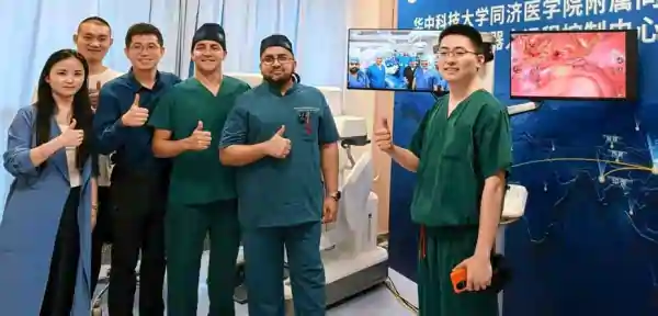 dr syed mohammad ghouse robotic surgery hyderabad china